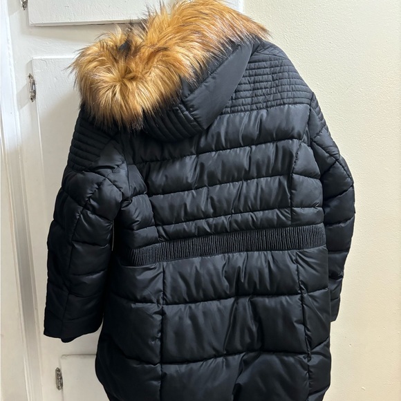 Black Puffer Jacket with Faux Fur Hood - Picture 6 of 6